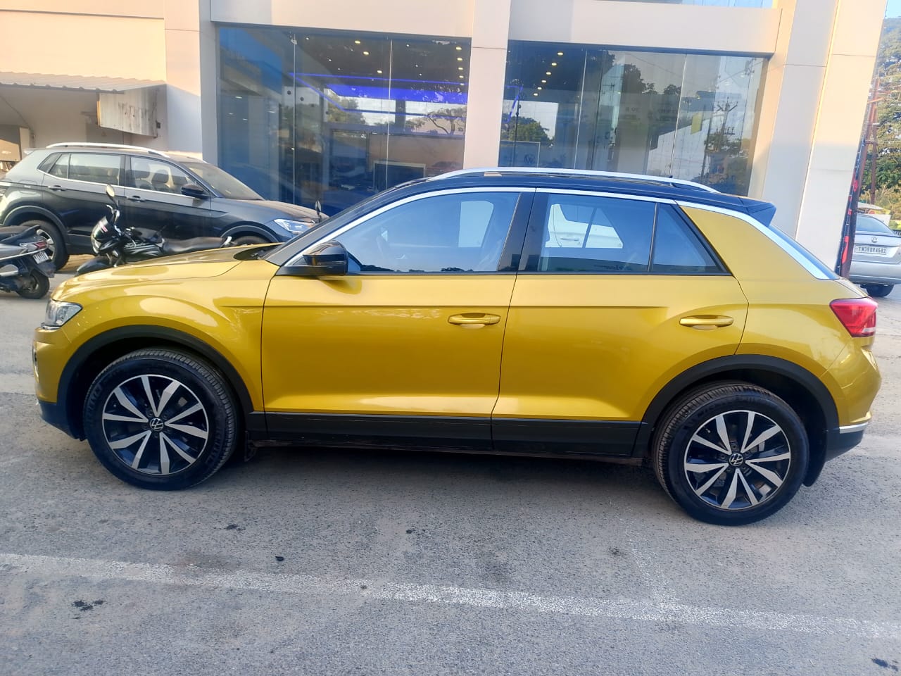Volkswagen T-roc(2021-2021) 1.5 Tsi